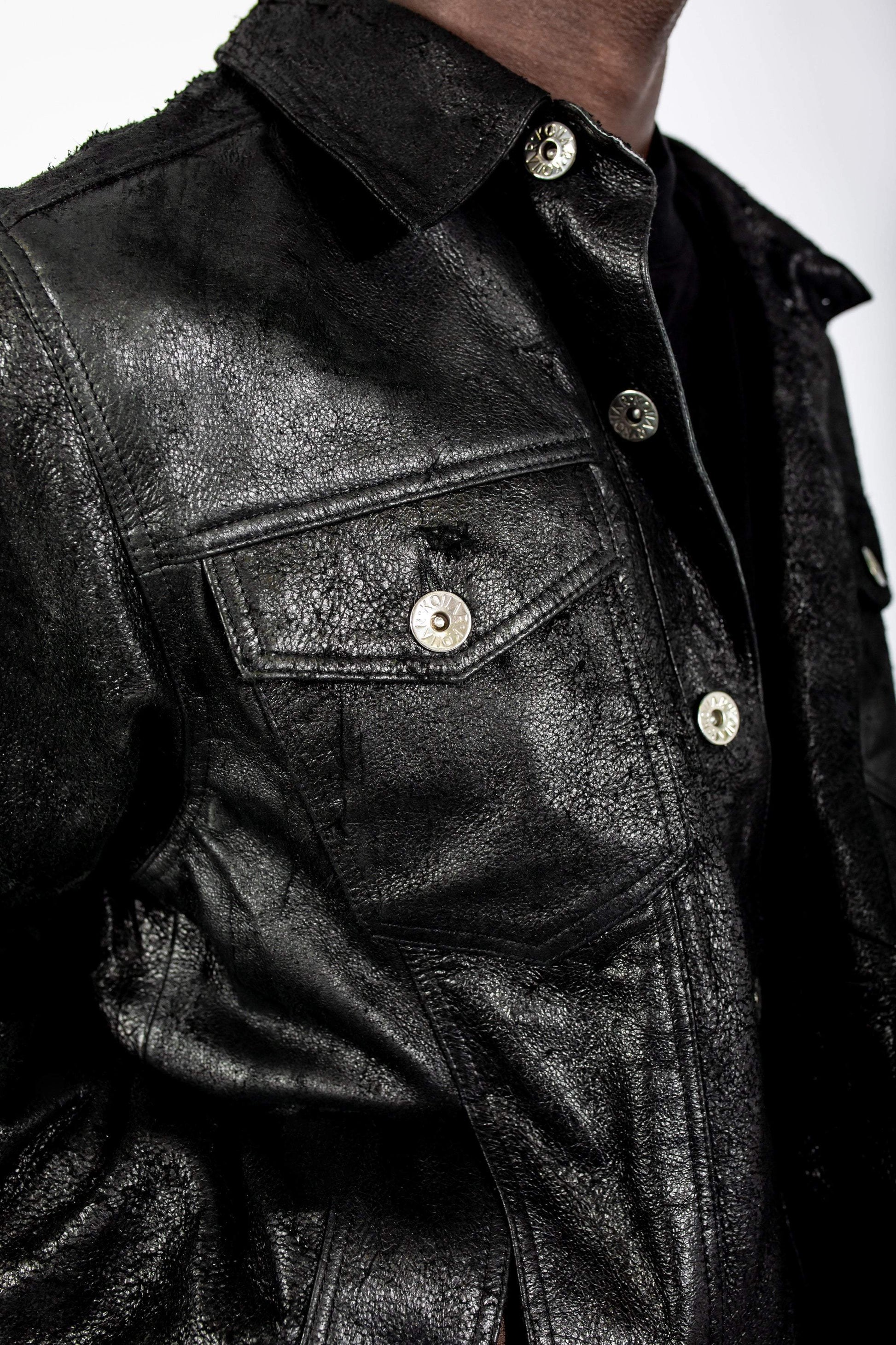 LB Distressed Trucker Jacket - Black