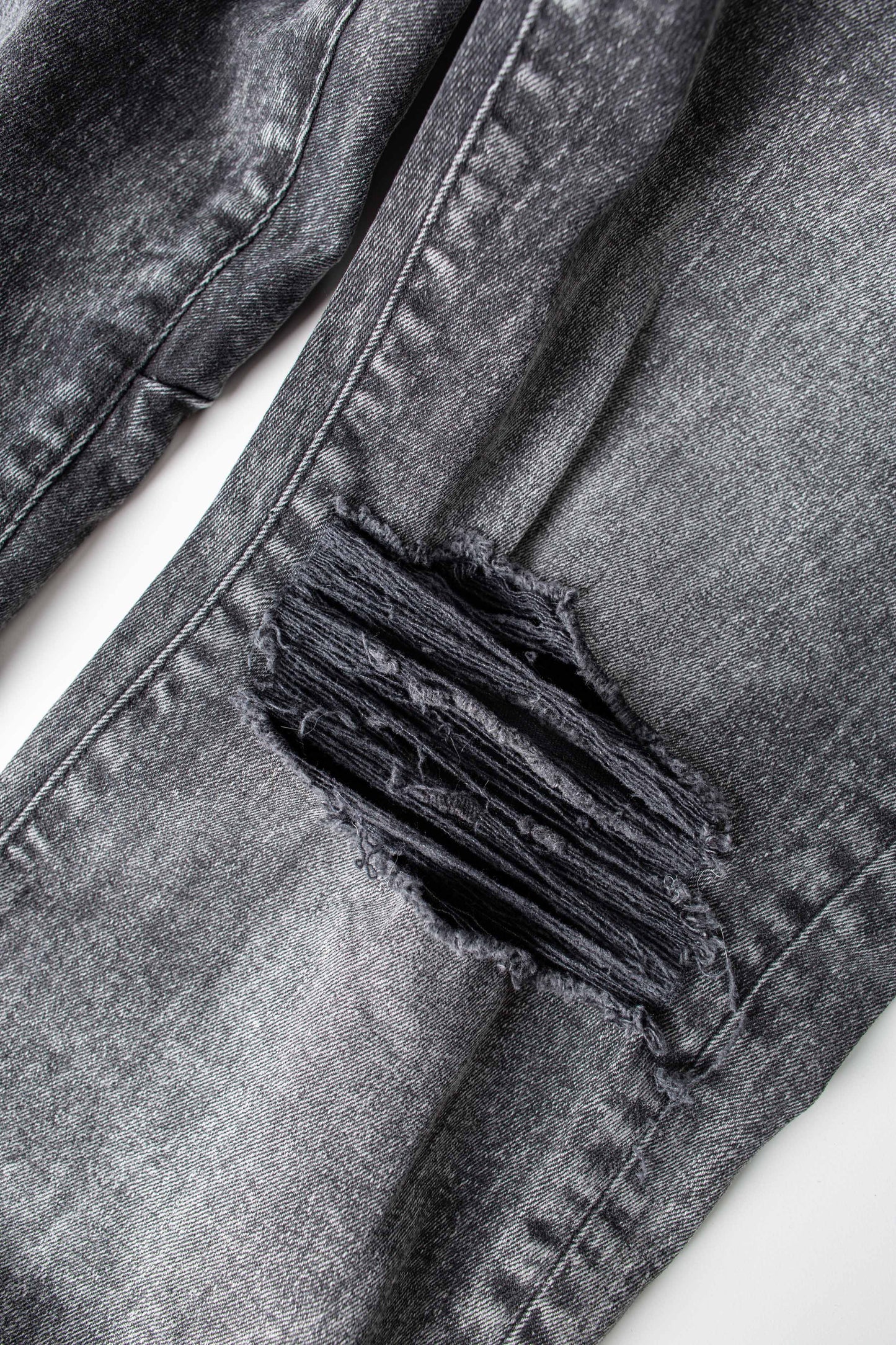 PL denim 203 Skinny Denim -  Distressed Foggy Black