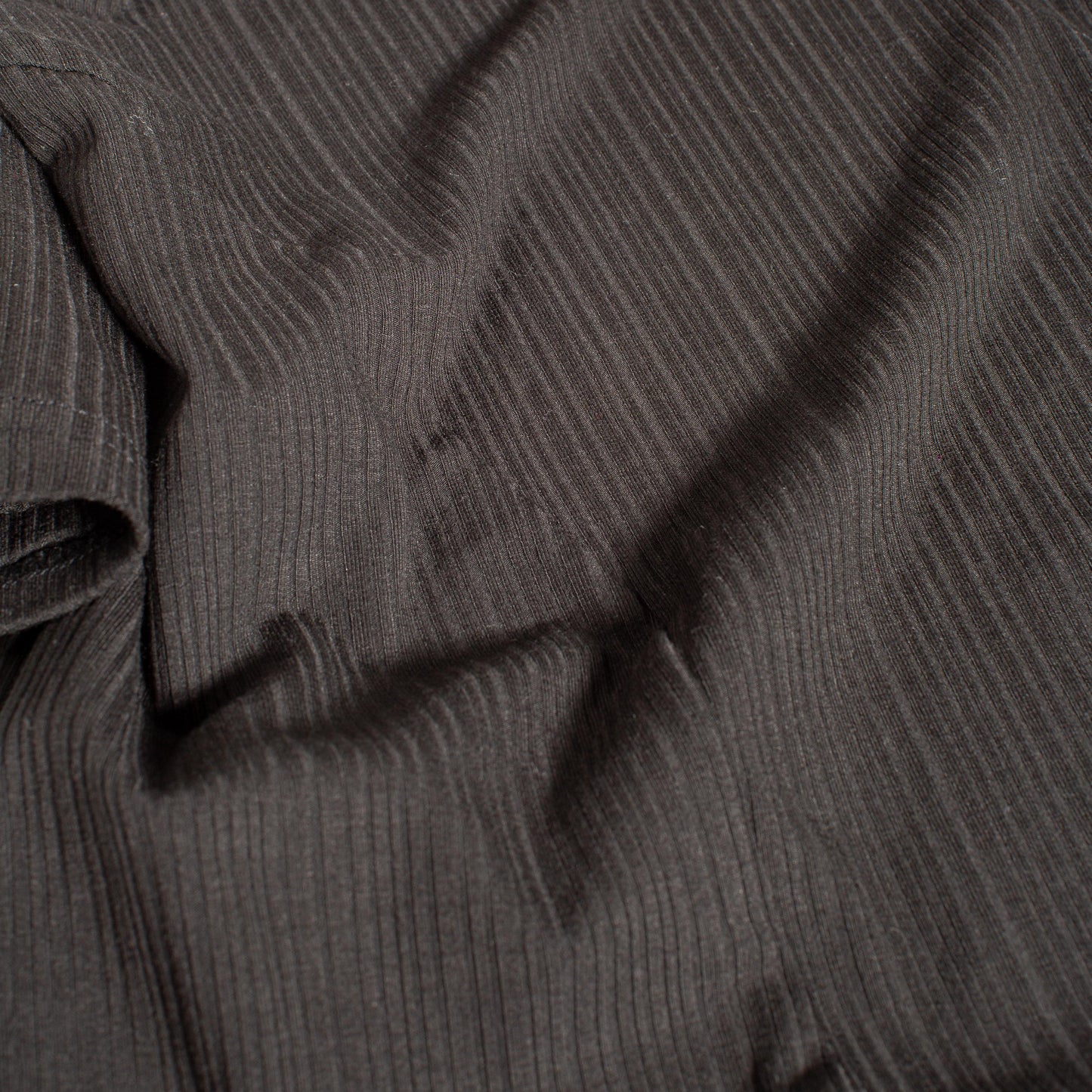 VE Ribbed Tee - Black
