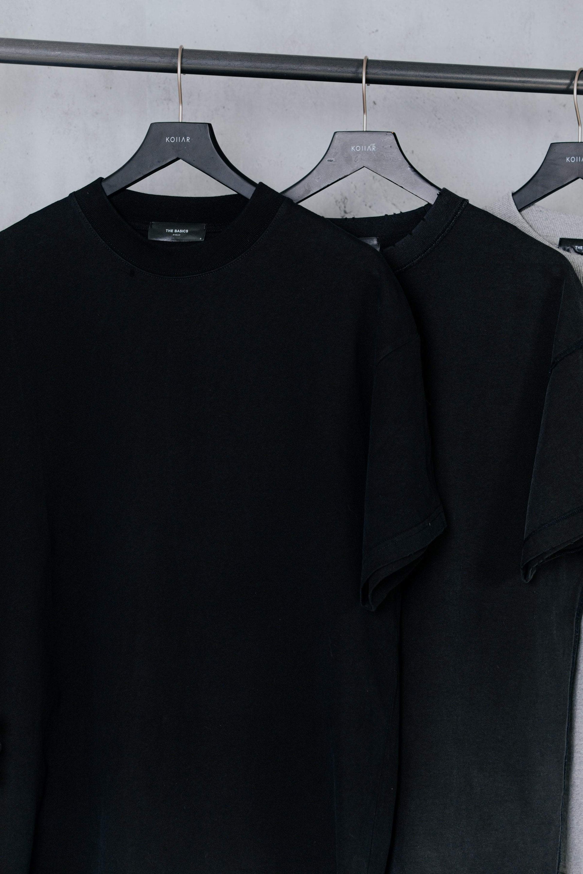Ver The Basics Tee - Black
