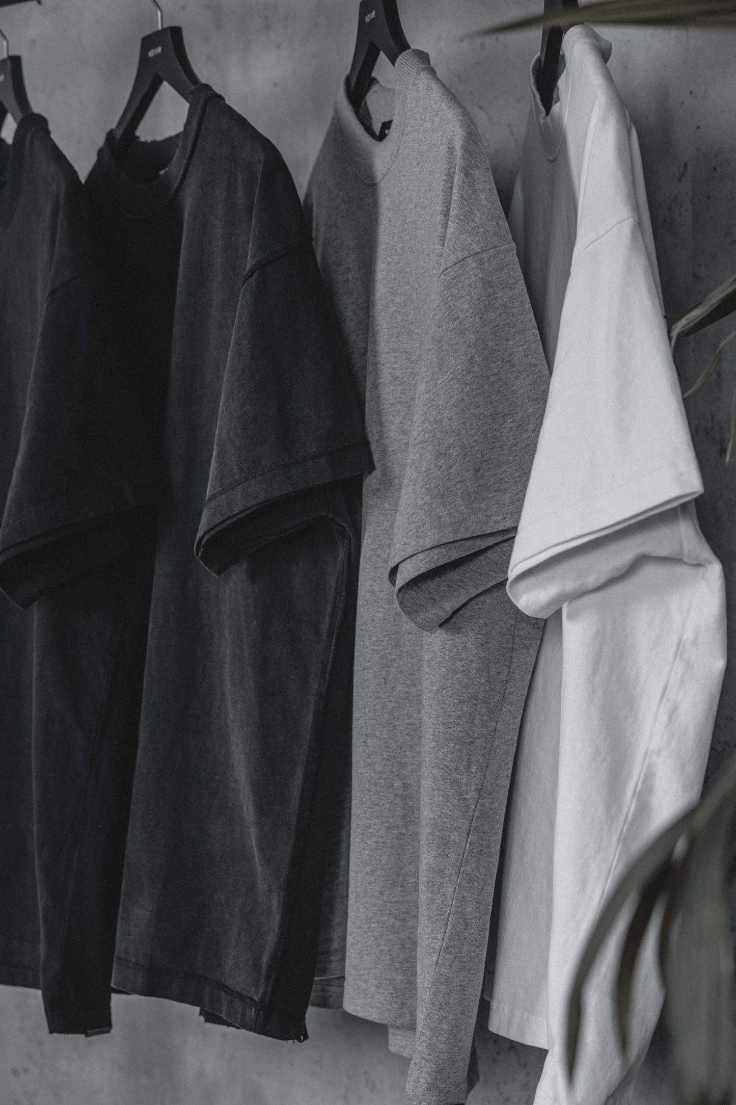 Ver The Basics Tee - Black